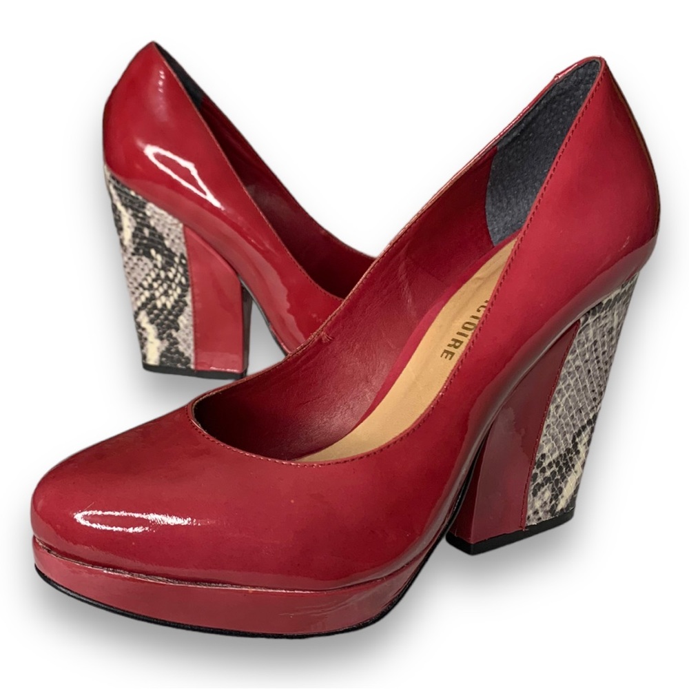 Pour La Victoire Patent Leather Platform Heels Sz 7.5 EUC